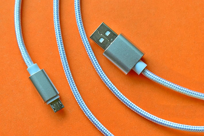 USBケーブルの画像